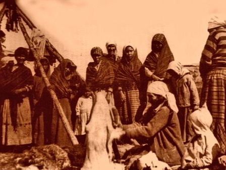Historical image of a group of Naskapi in James Bay