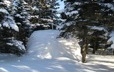 Tente enfouie sous la neige